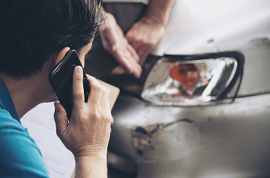 calling-men-phone
